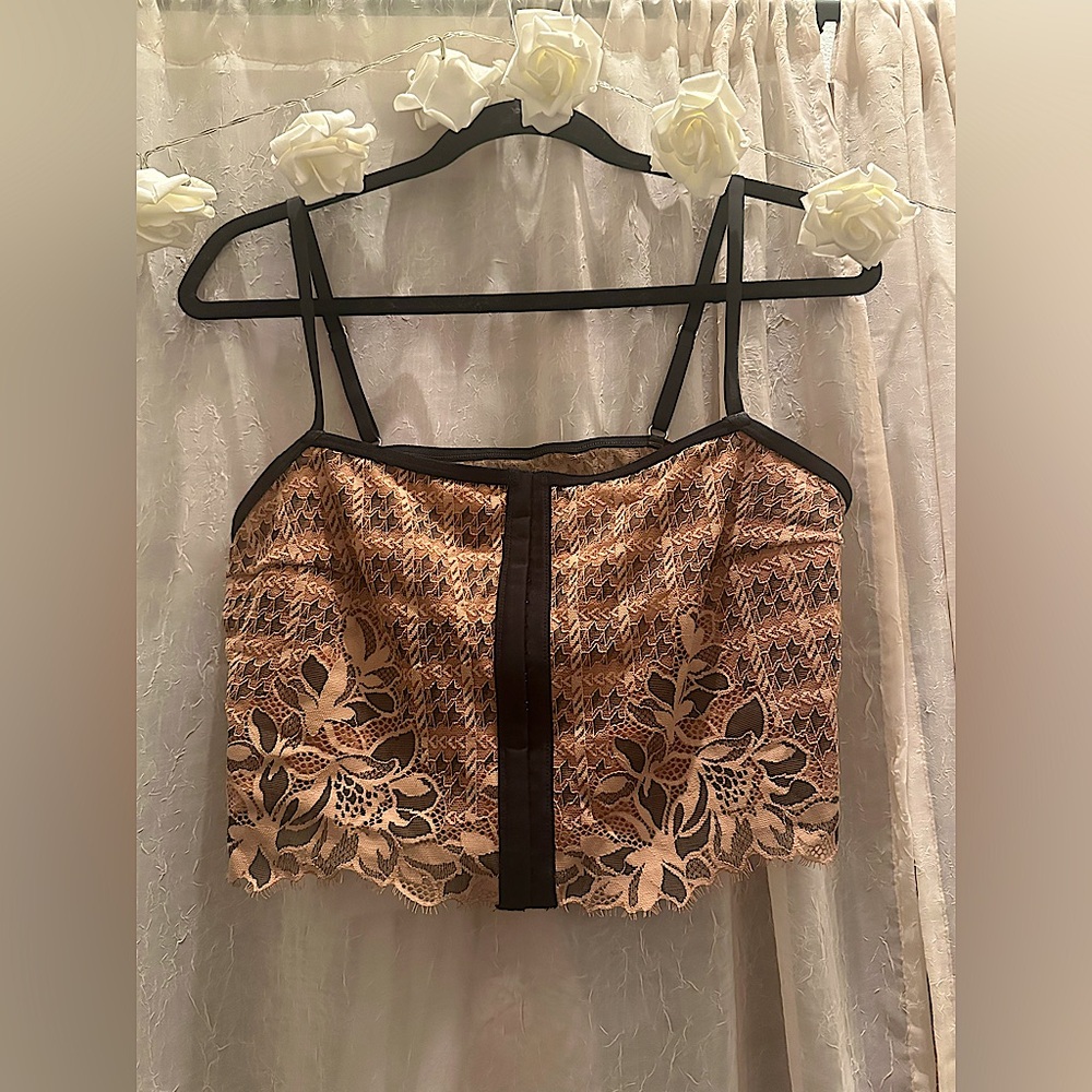 Aerie Lace Floral Top